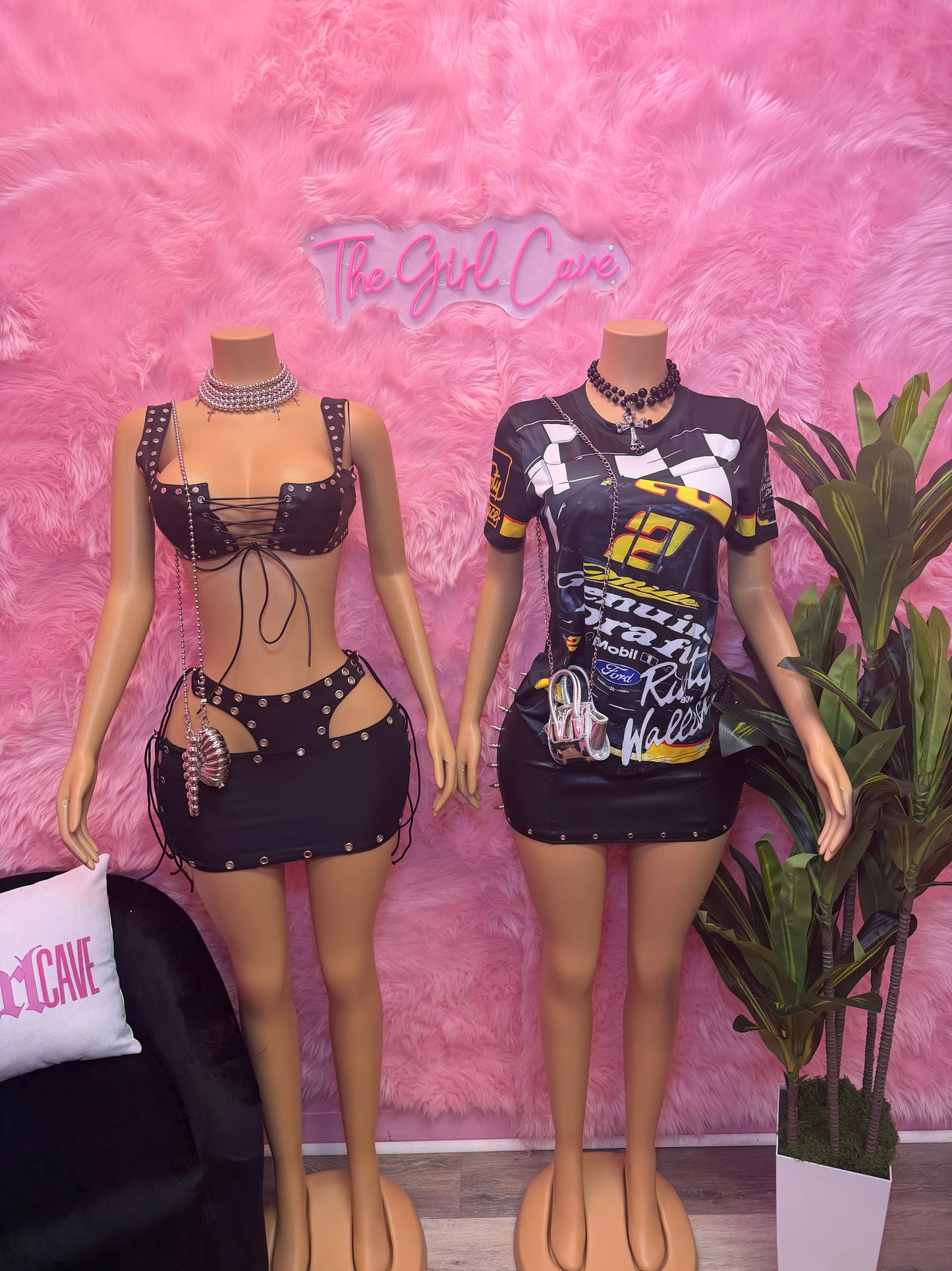 Skirt Cutout Bra Set/ Graphic Leather Skirt Set