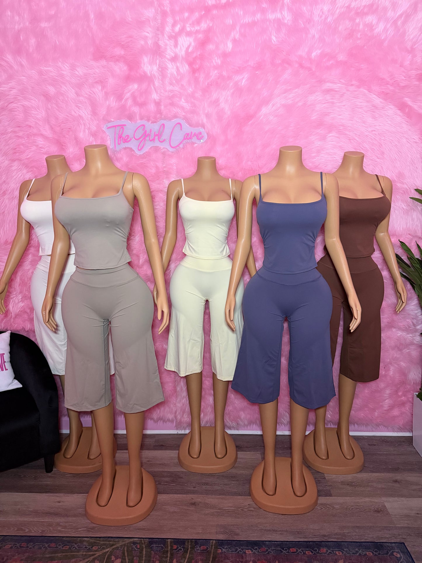 Athletic Capri Tank Set