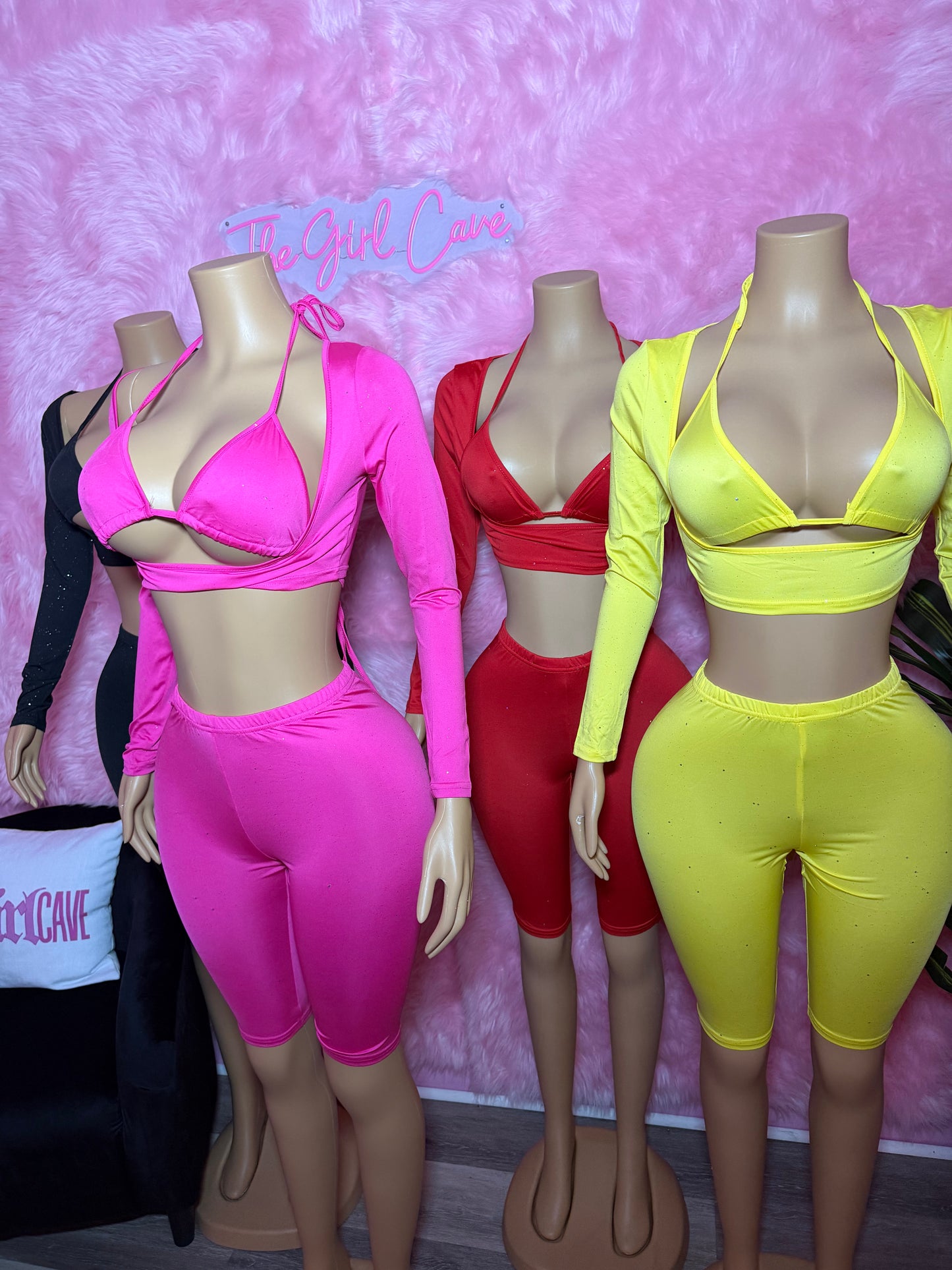 3 Piece Glitter Bra Capri Set