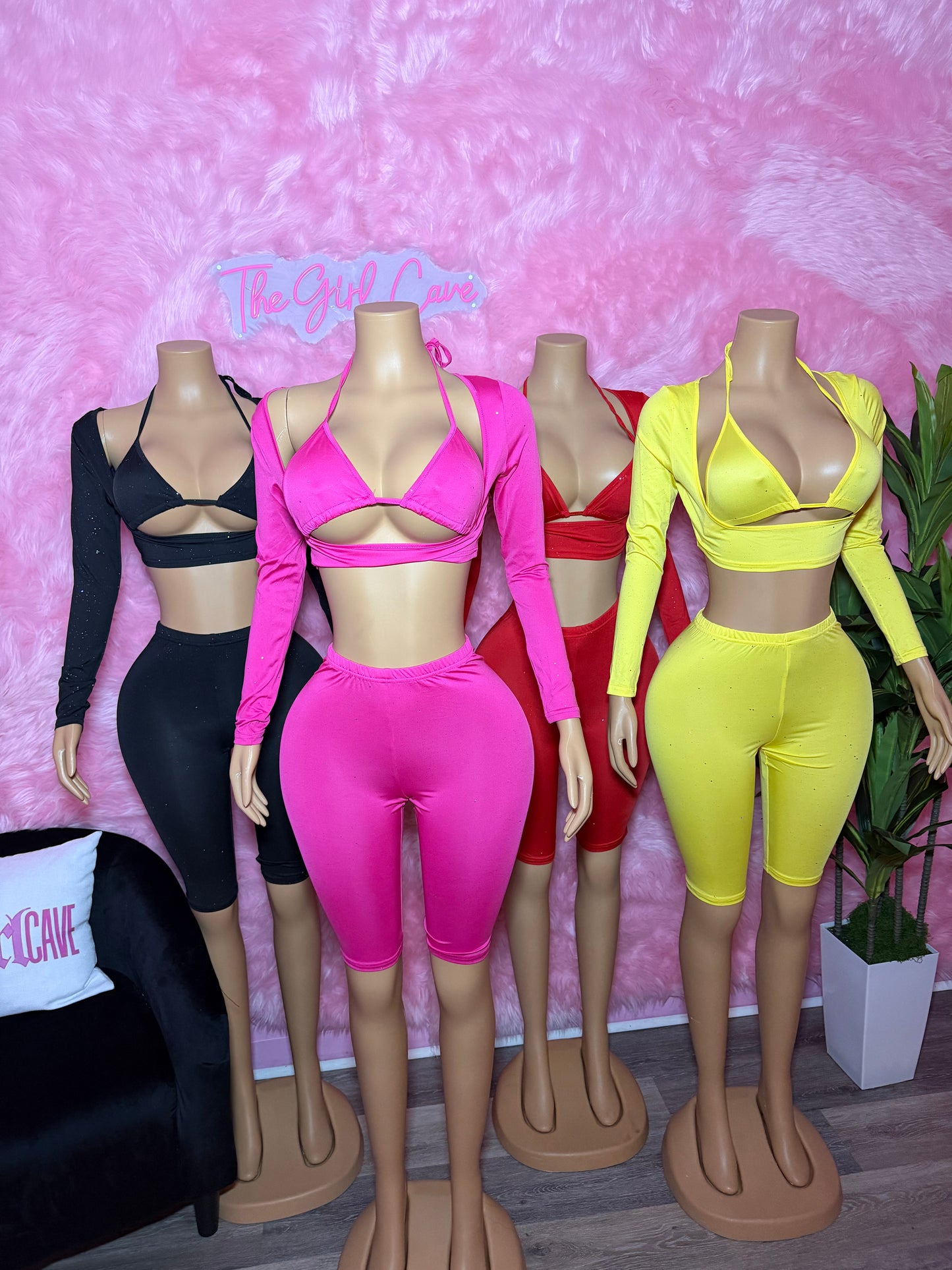 3 Piece Glitter Bra Capri Set