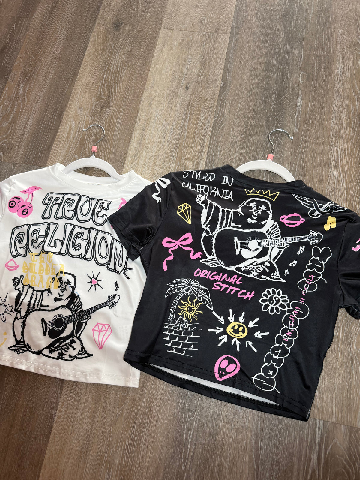 True Graphic Crop Top