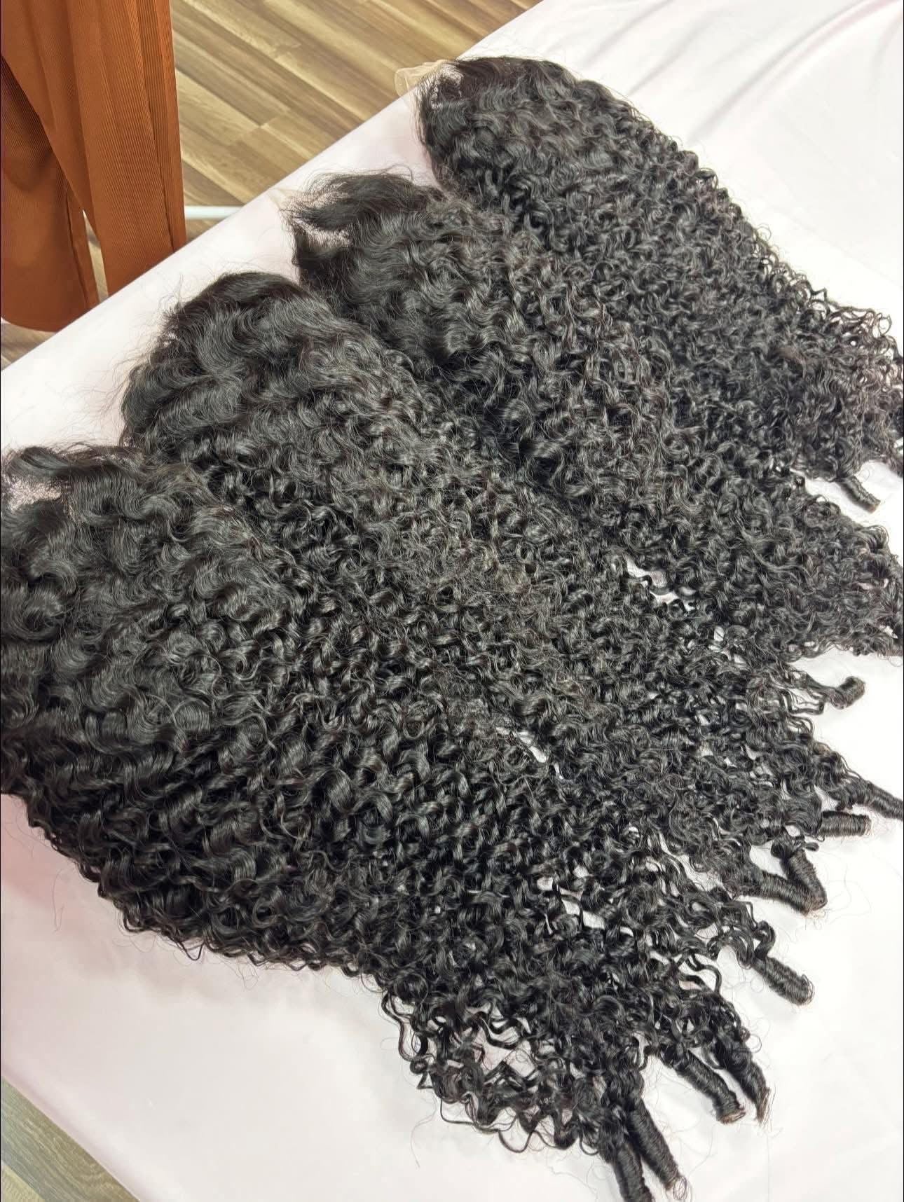 Natural Color Human Hair 210% Density 13x4 / 13X6 HD Lace Wigs