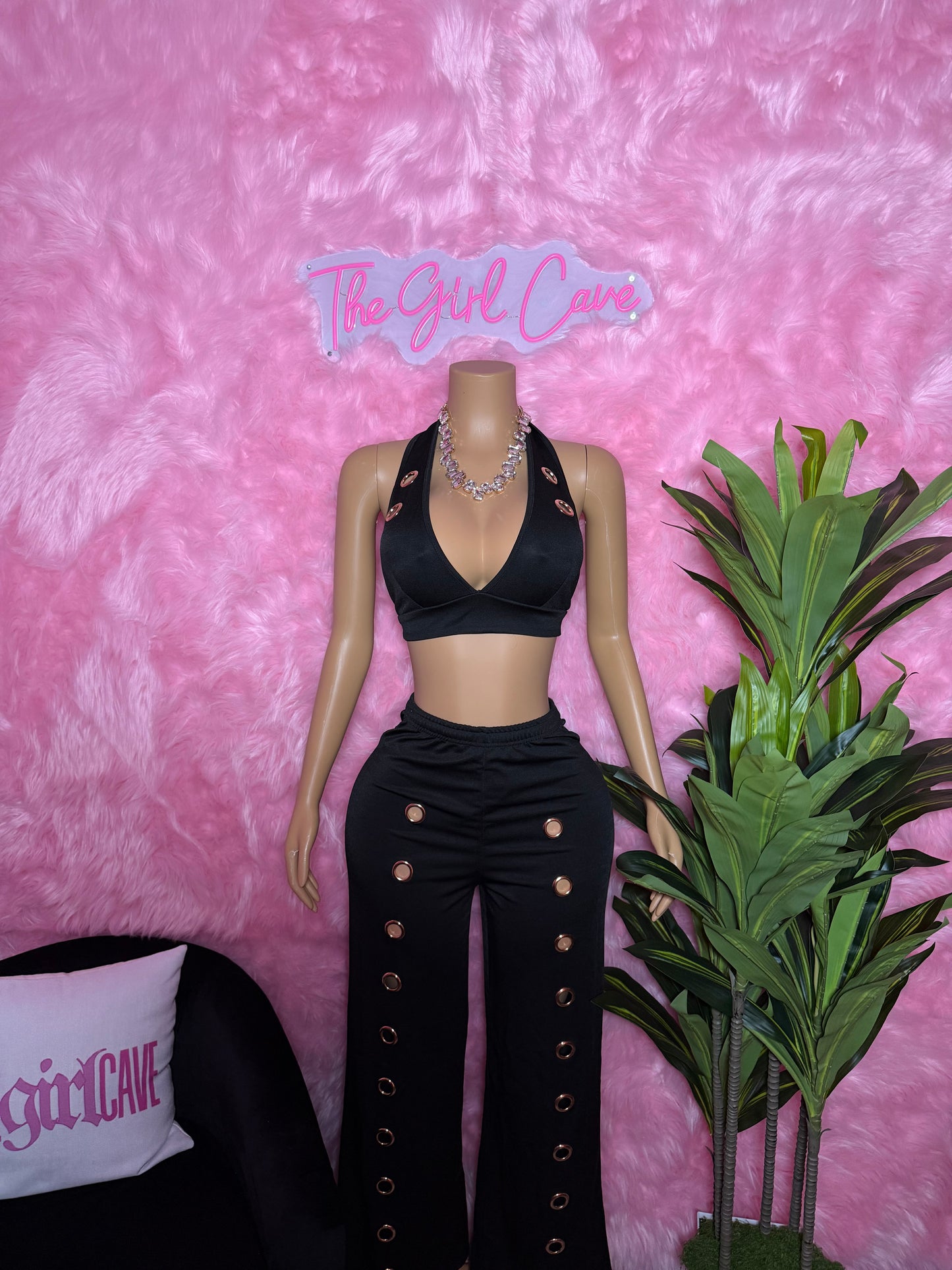 Circle Rivet Outfit