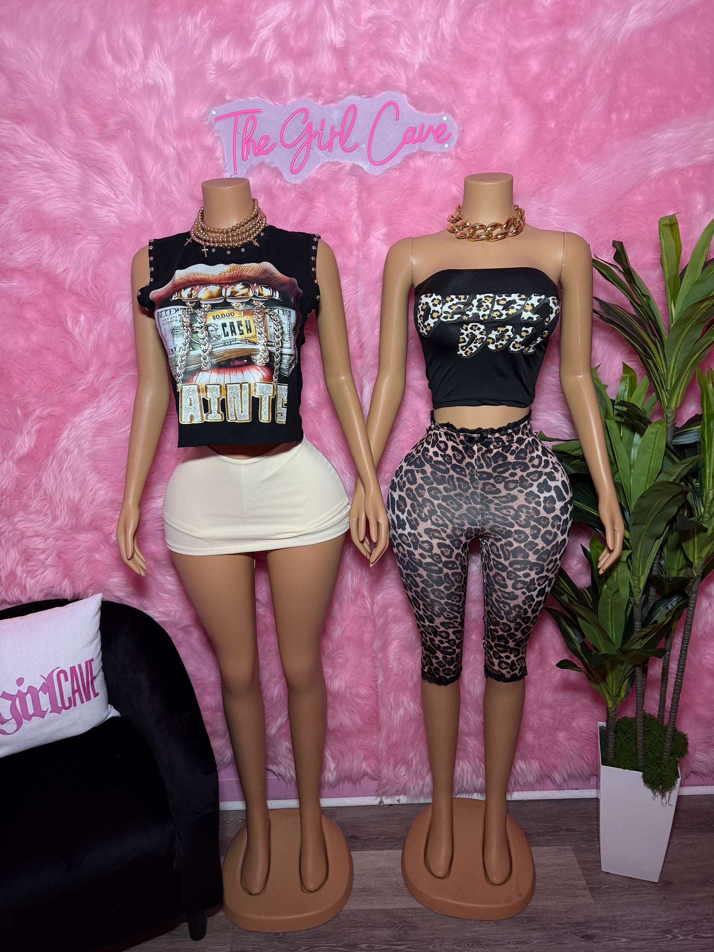 Deadly Doll Sets